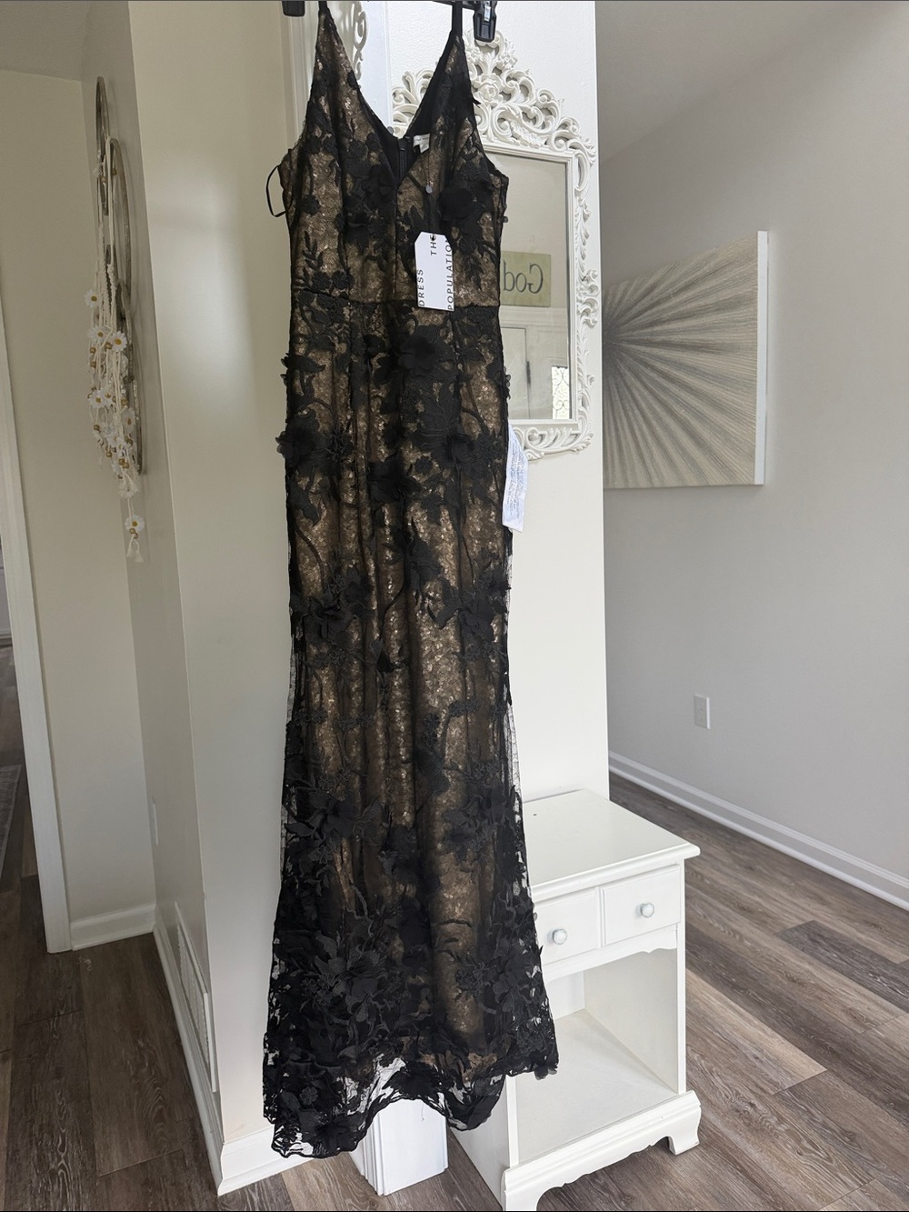 Dress the Population Sharon Gown v Neck, Mermaid black lace gold sequins NWT - Picture 7 of 10